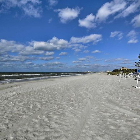 St Pete Condo With Heated Pool - Less Than 1 Mi To Beach! St. Pete Beach Exteriér fotografie